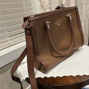NWOT GUESS Tote Bag Purse Brown and Beige